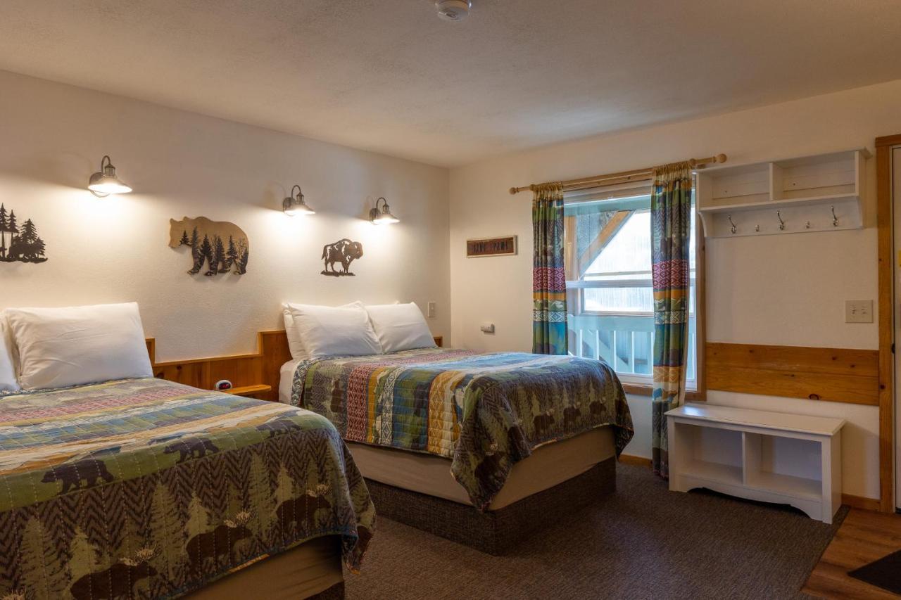Elk Horn Lodge Cooke City Bagian luar foto