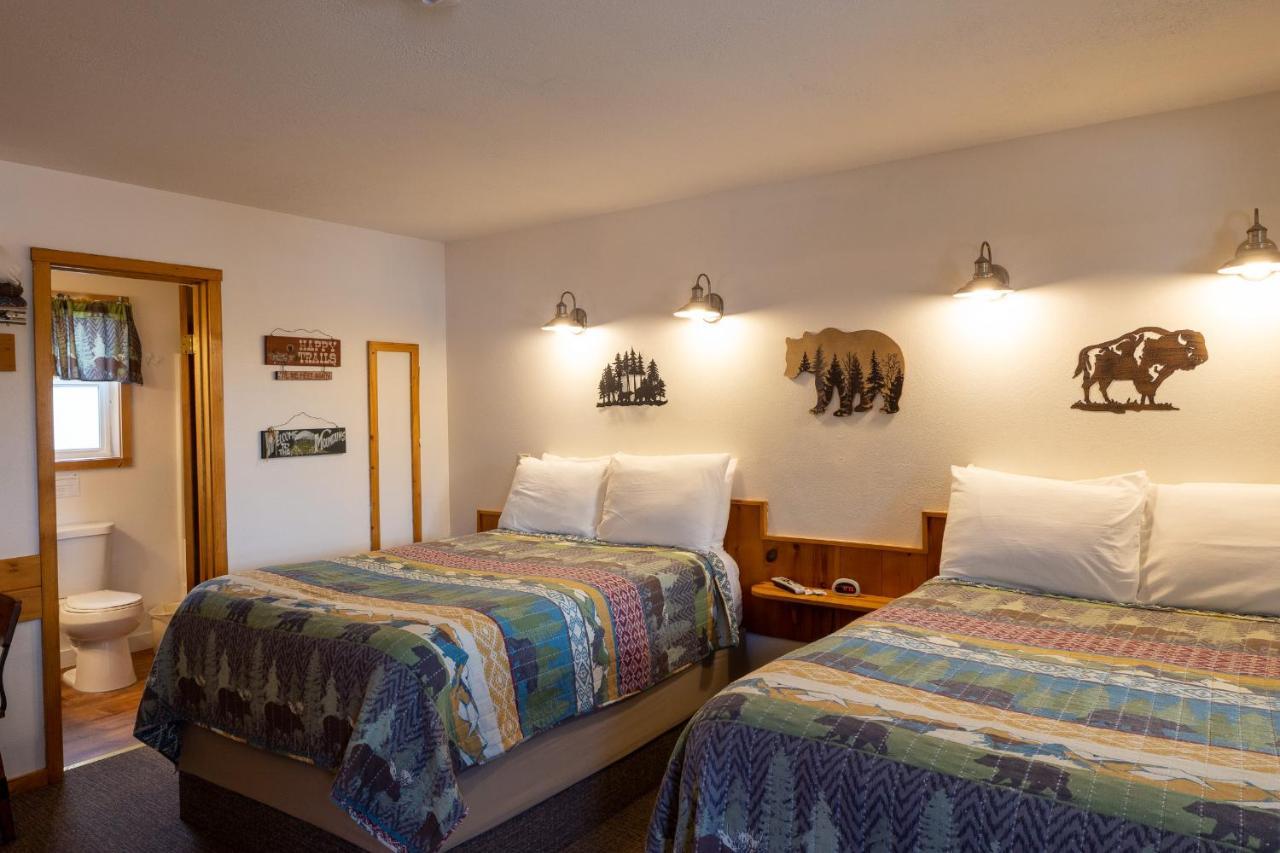 Elk Horn Lodge Cooke City Bagian luar foto