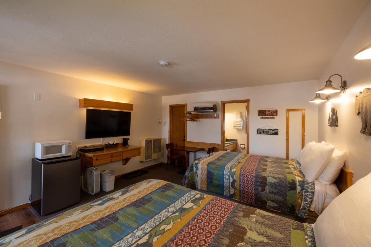 Elk Horn Lodge Cooke City Bagian luar foto