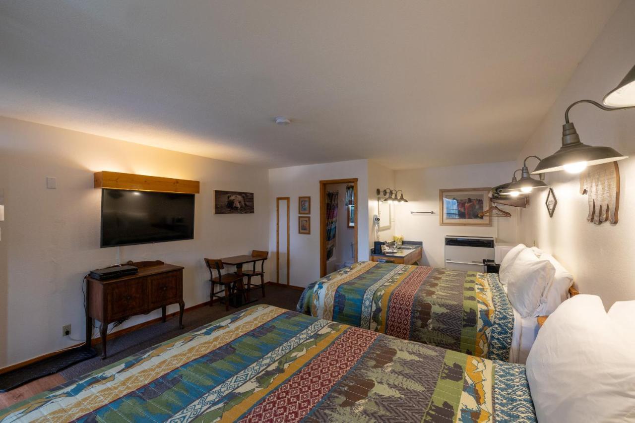 Elk Horn Lodge Cooke City Bagian luar foto