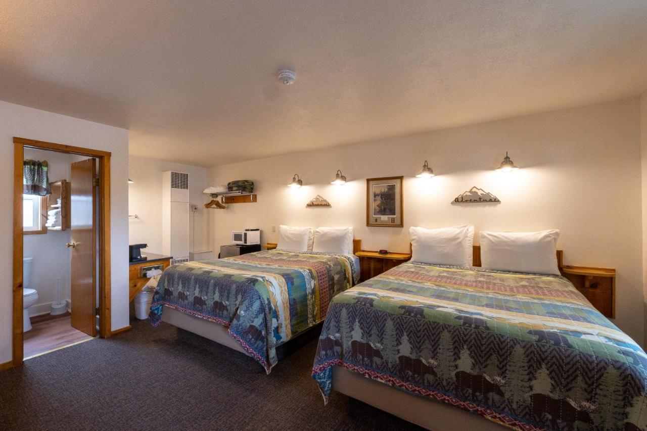 Elk Horn Lodge Cooke City Bagian luar foto