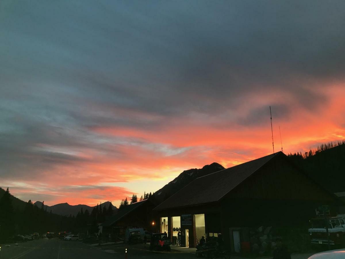 Elk Horn Lodge Cooke City Bagian luar foto
