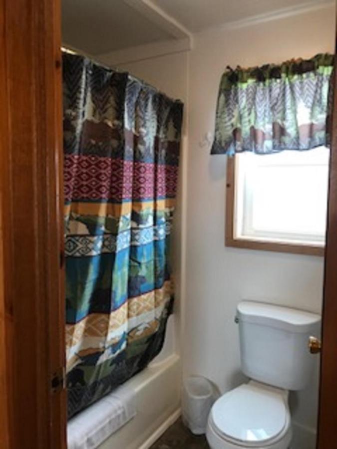 Elk Horn Lodge Cooke City Bagian luar foto